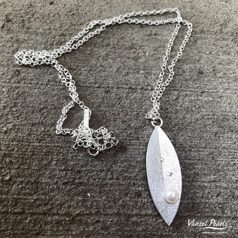 Quiet Moments Necklace